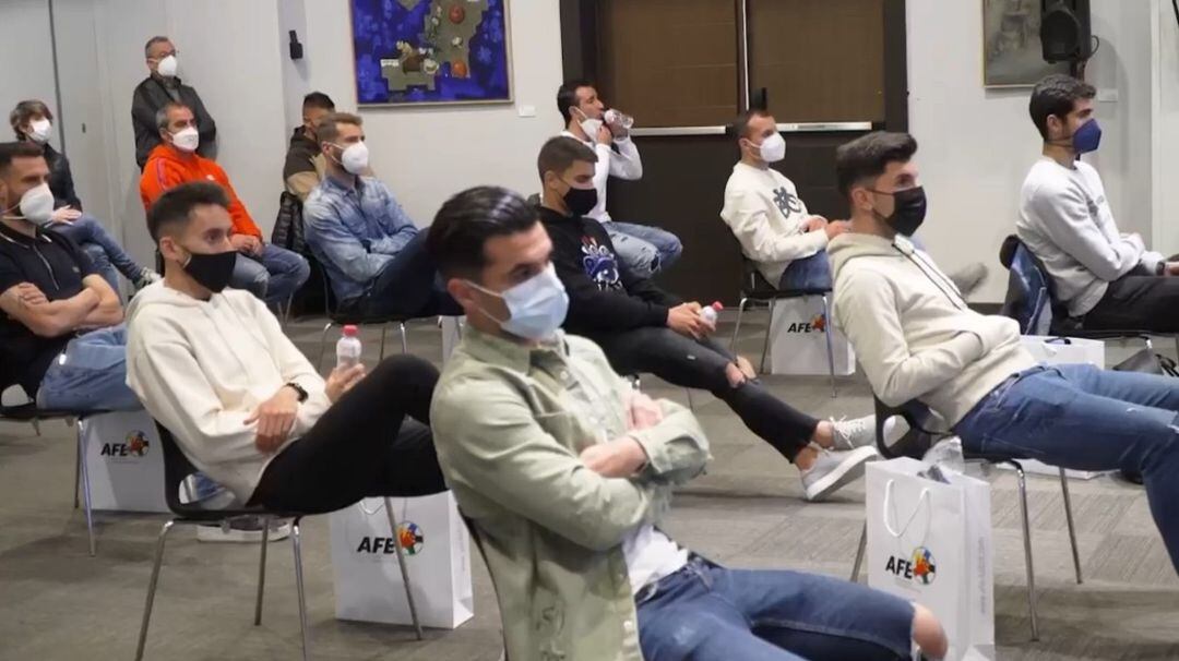 Jony Ñiguez, Raúl Gonzalez y Juli, en la reunión de AFE