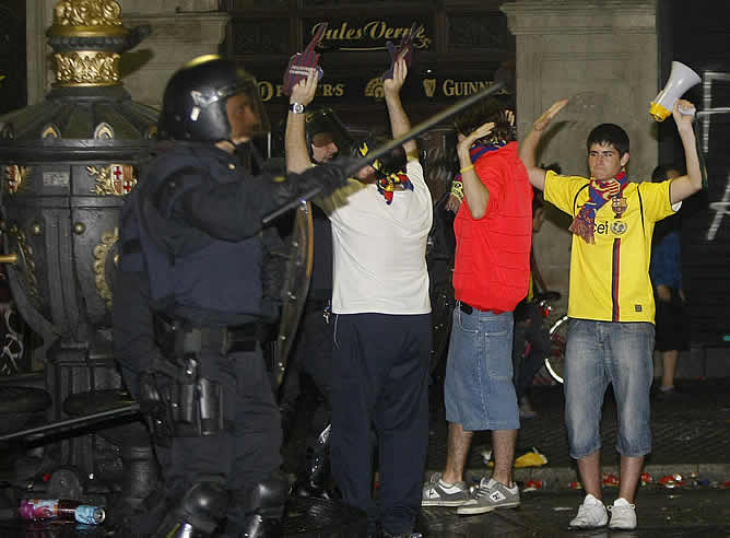 Al menos 45 detenidos en las celebraciones por la victoria del FC Barcelona en la final de la Copa del Rey