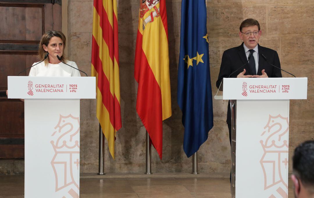 El president de la Generalitat, Ximo Puig, en una reciente reunión con la vicepresidenta cuarta y ministra para la Transición Ecológica y el Reto Demográfico, Teresa Ribera