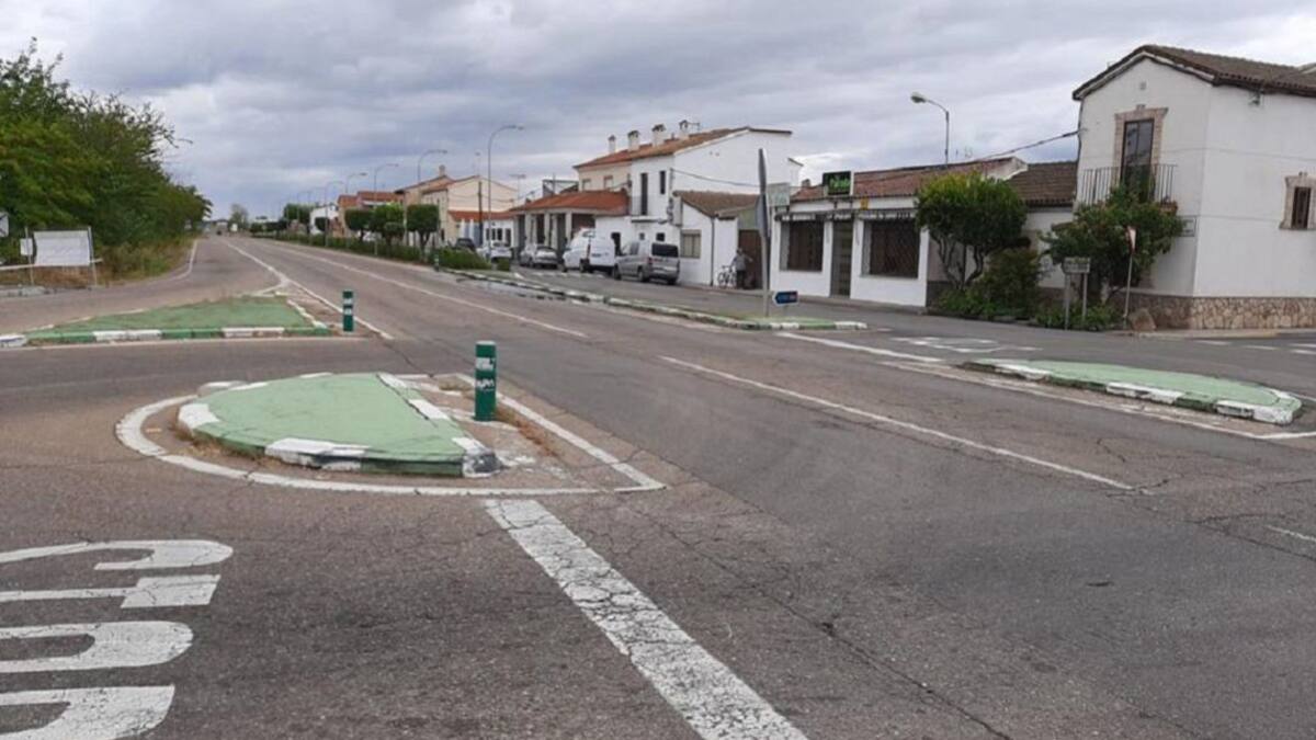 Reclaman en Alberche una rotonda para acceder al pueblo