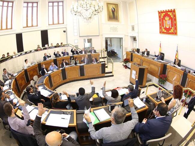 Pleno de la Diputación de Alicante