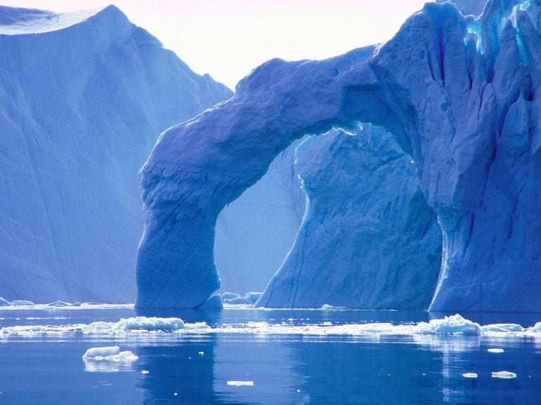 El océano glaciar ártico es una de las zonas más frágiles del planeta Tierra. 