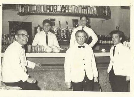 El Casino reunía a los ciudadrealeños en torno a grandes bailes