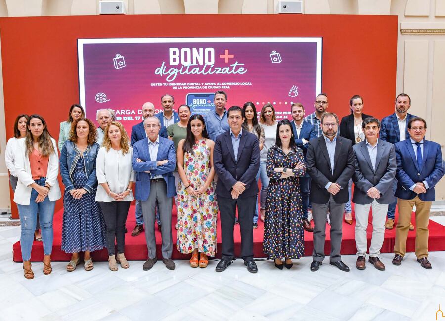 La Diputación de Ciudad Real ha acogido la presentación de la campaña &#039;Bono+Digitalízate&#039; con la que se quiere estimular la economía y favorecer la digitalización de la provincia