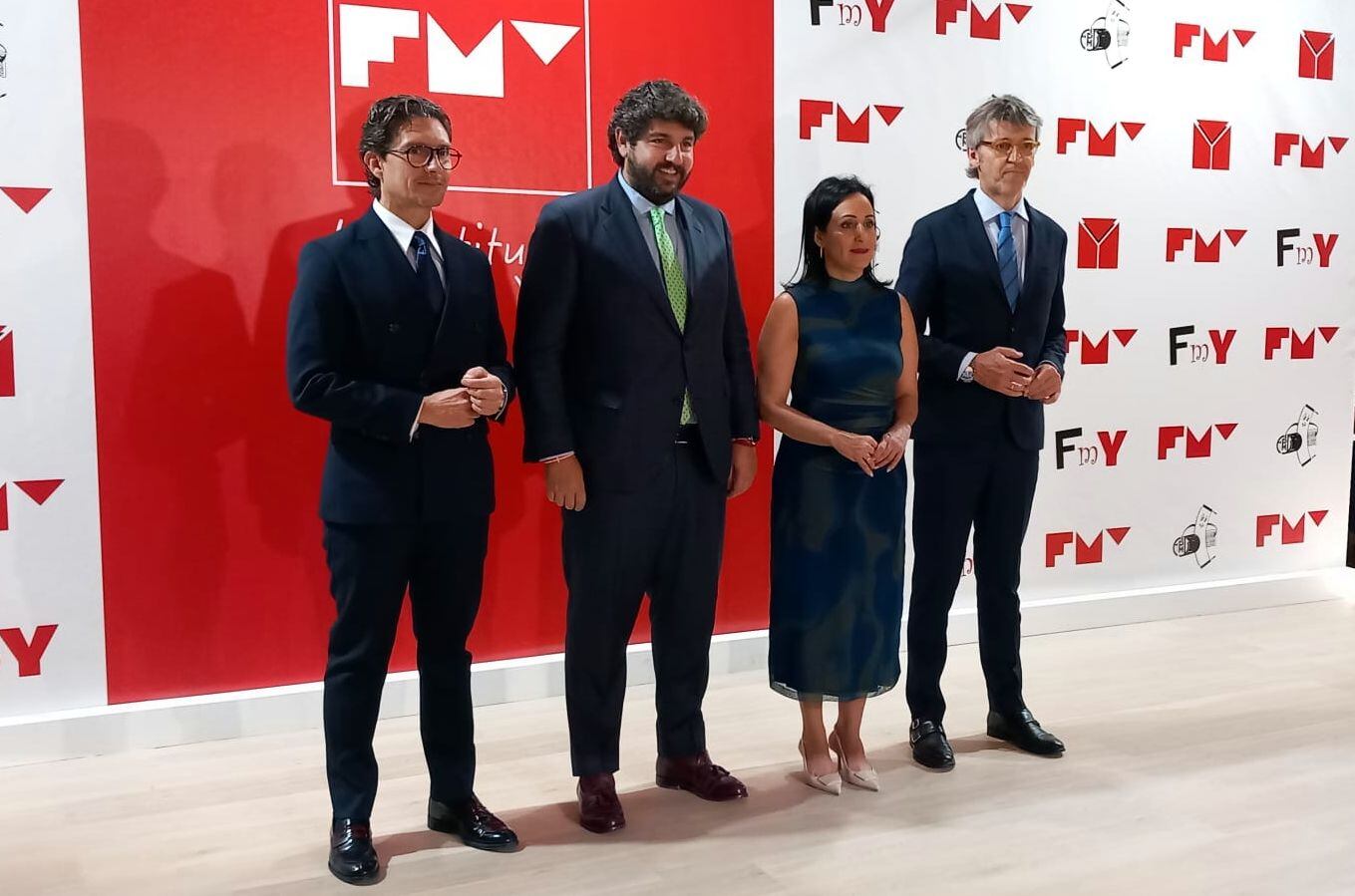 El presidente Fernando López Miras, junto a la alcaldesa y presidenta del Comite Ejecutivo de la Feria, el consejero Luis Alberto Marín y el director de la Feria, Juan Miguel Zornoza en la inauguración de la 62 edición de la Feria del Mueble de Yecla