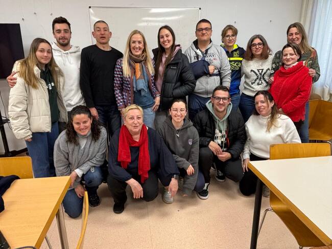 Participantes en el Curso de Jueces de Patinaje de Velocidad