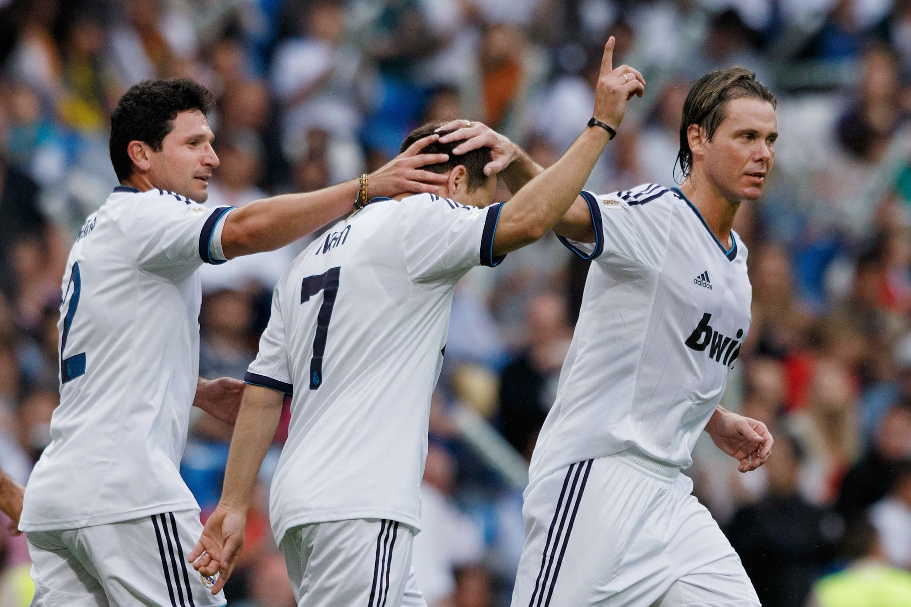 Fernando Redondo, durante un partido de leyendas con el Real Madrid