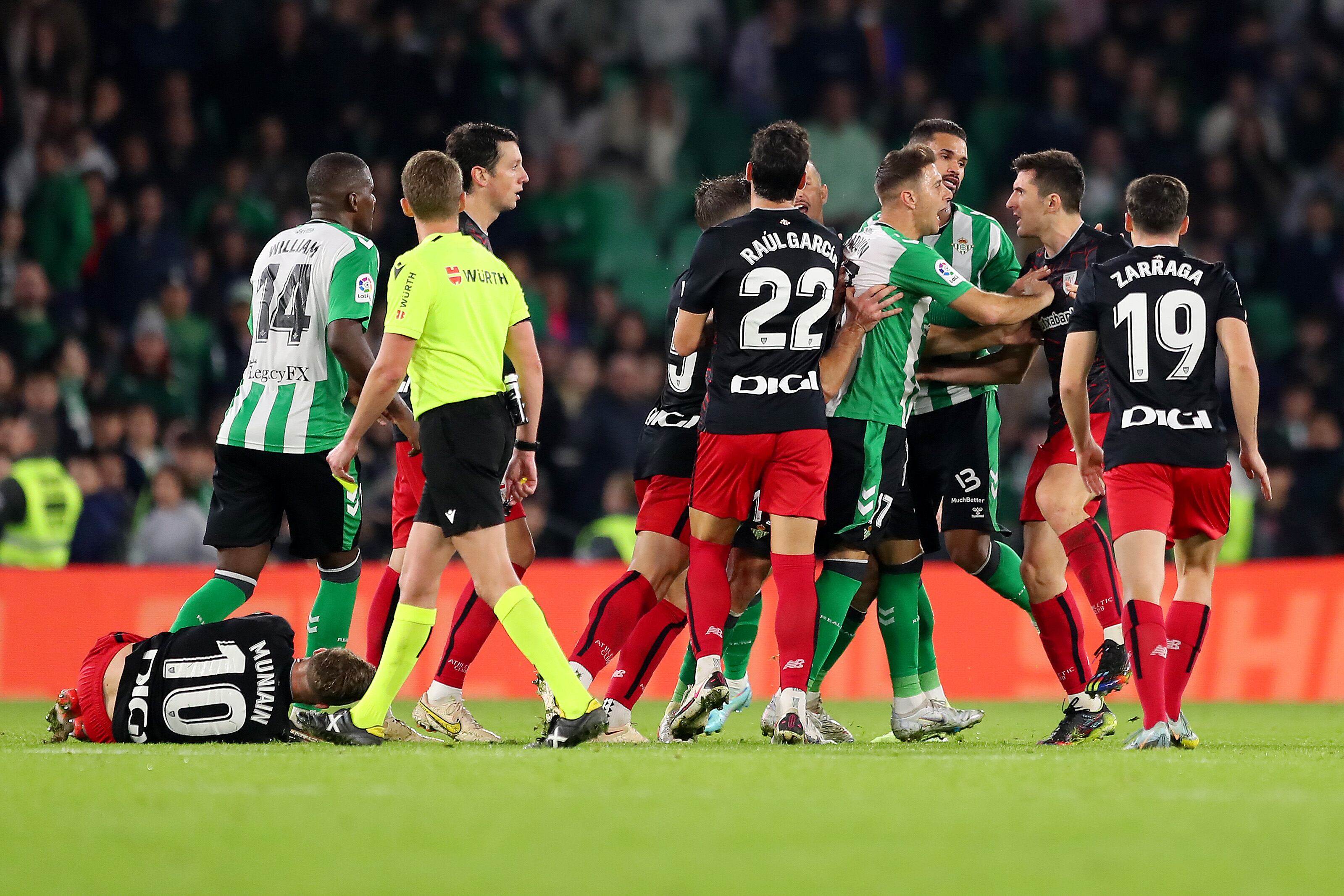 Tangana en el Real Betis-Athletic Club