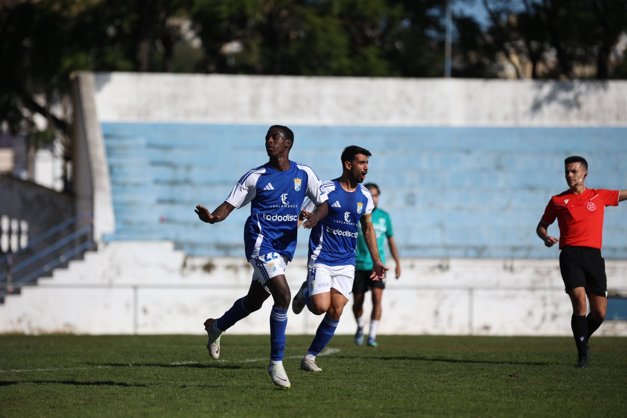 Armengol celebra su gol ante el Villanovense