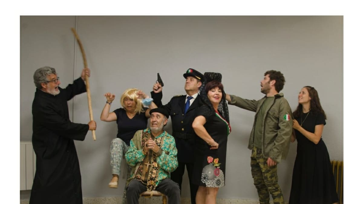 Cartel desafía el tópico de que “Aquí no pasa nada” en su participación este jueves en el ciclo “Aranda a escena”