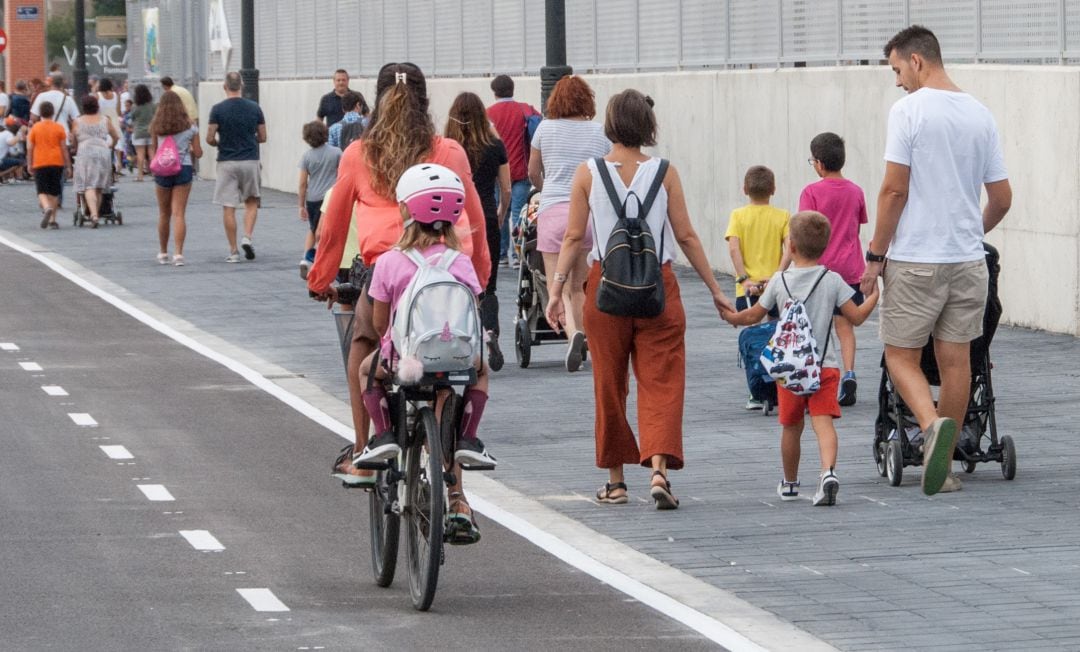 El tráfico en los carriles bici de la ciudad de València creció un 24% respecto al primer día de curso de 2018