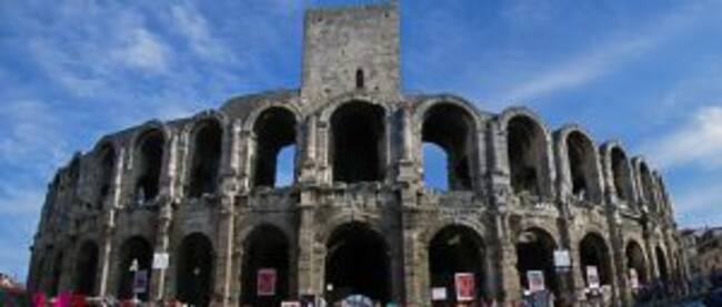 Nîmes