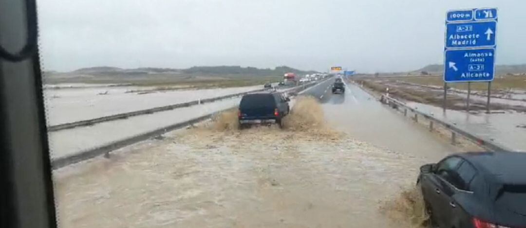 Imagen de archivo de la A-31 a su paso por Almansa el pasado 12 de septiembre