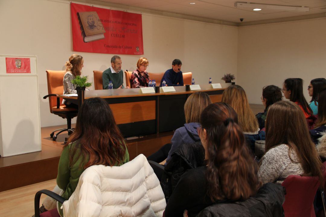 Imagen de archivo sobre unas jornadas con estudiantes organizadas por Honorse