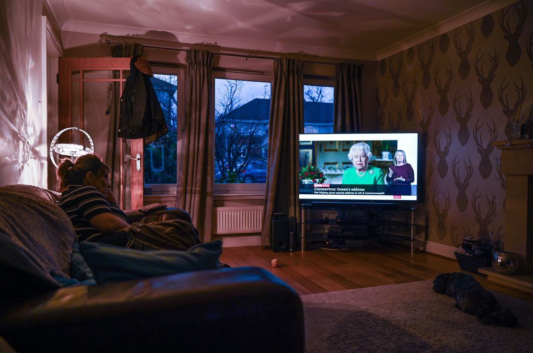 La reina Isabel se dirige a Reino Unido en un formato televisivo que no se veía desde 2002.