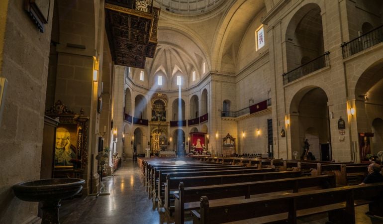 Vista interior de la Concatedral de San Nicolás de Alicante.