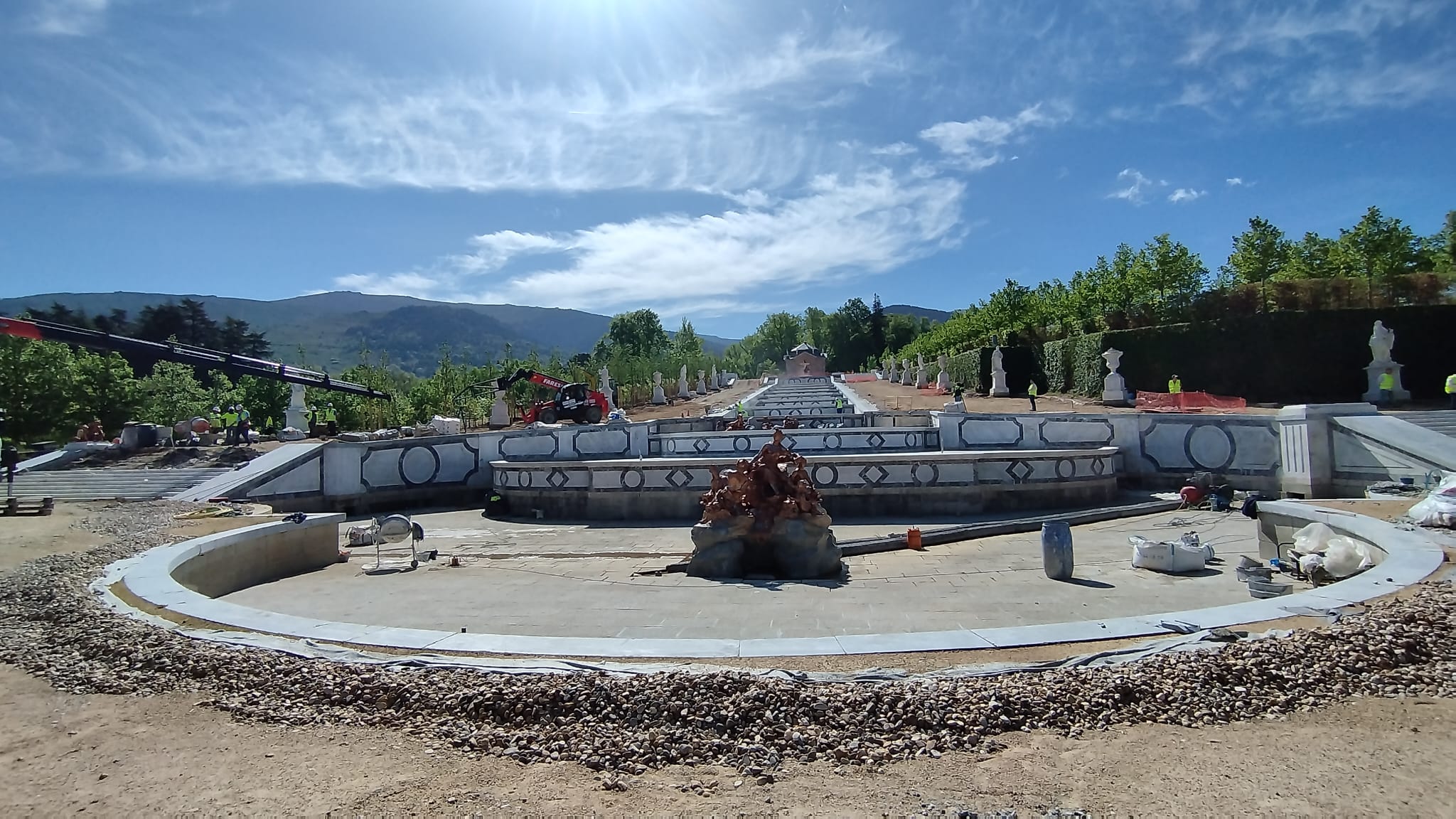 Avance de las obras en la fuente de La Cascada