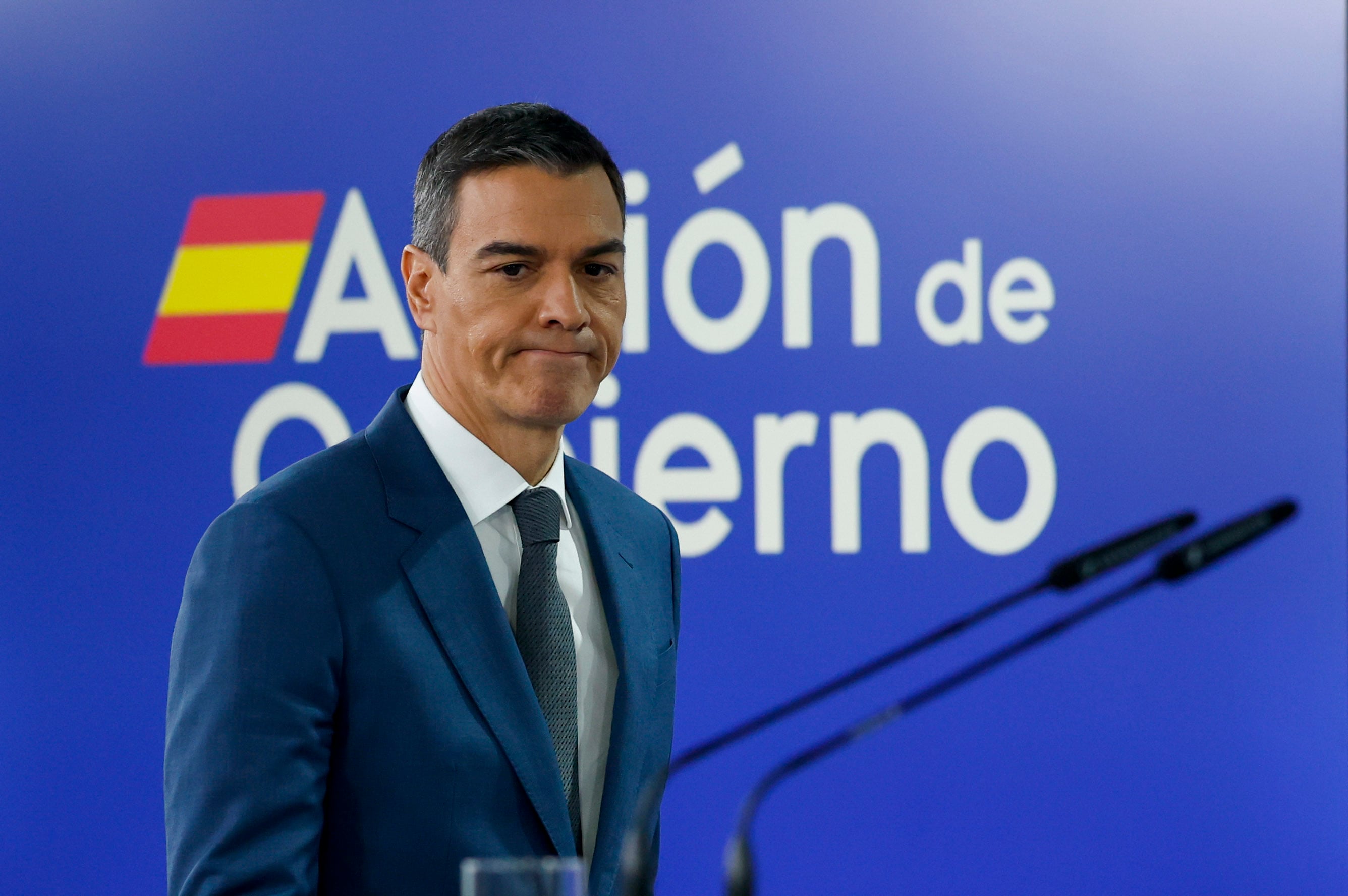 Sánchez anuncia ayudas para los afectados por la DANA y descarta arrebatar el mando a Mazón como pide Feijóo: "Hace falta unidad, eficacia y respeto institucional"