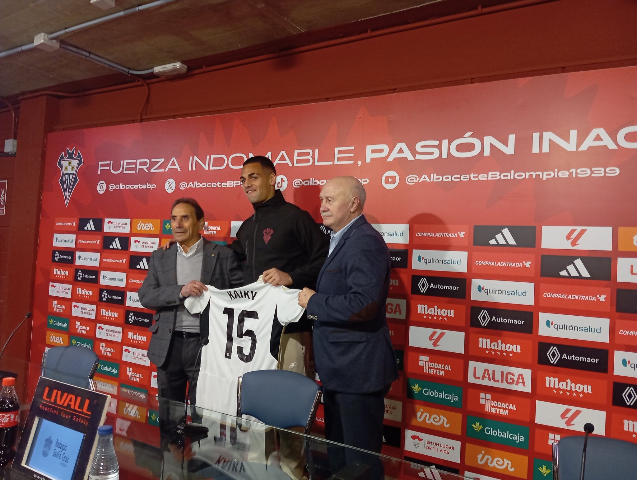 Presentación de Kaity como nuevo jugador del Albacete