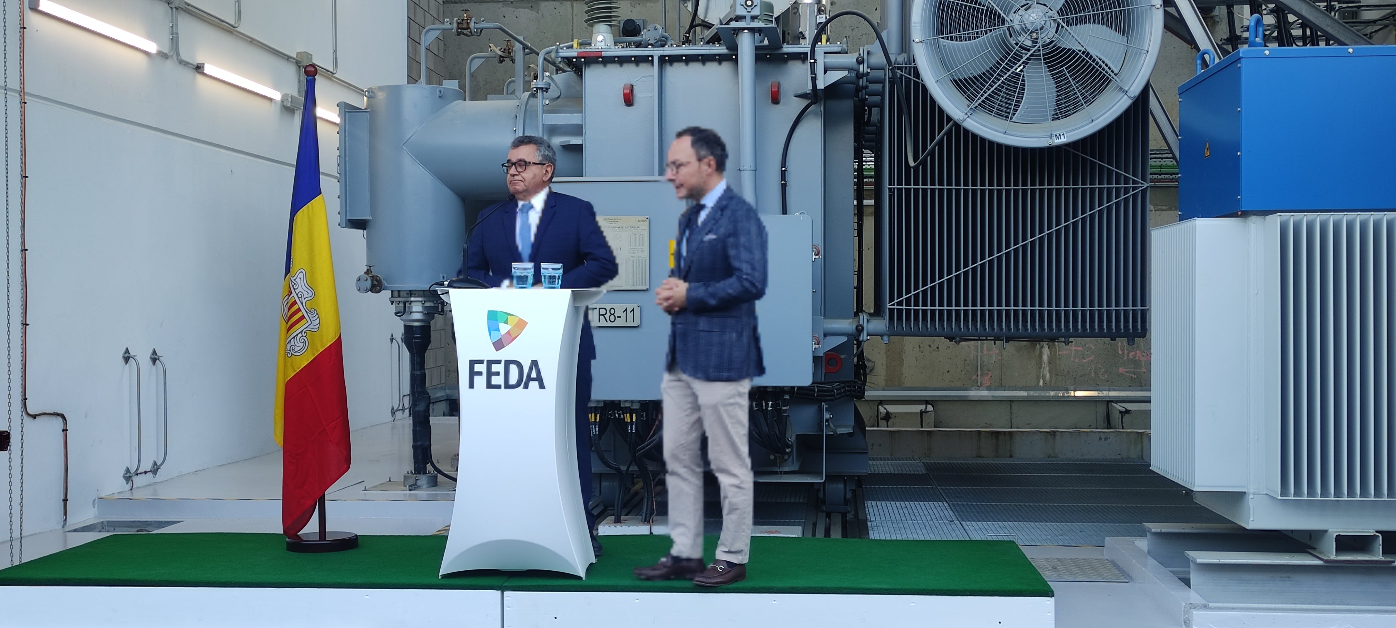 El cap de Govern, Xavier Espot, i el director de FEDA, Albert Moles, durant l'acte d'inauguració oficial de l'ETR de la Gonarda.
