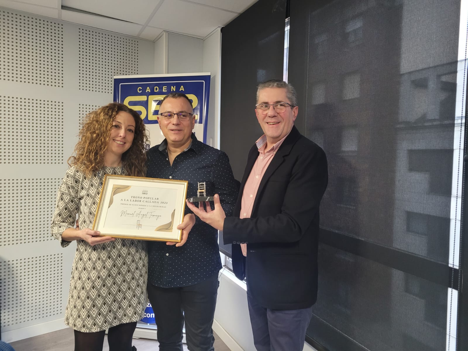 Nuria y Manuel Ángel reciben el premio