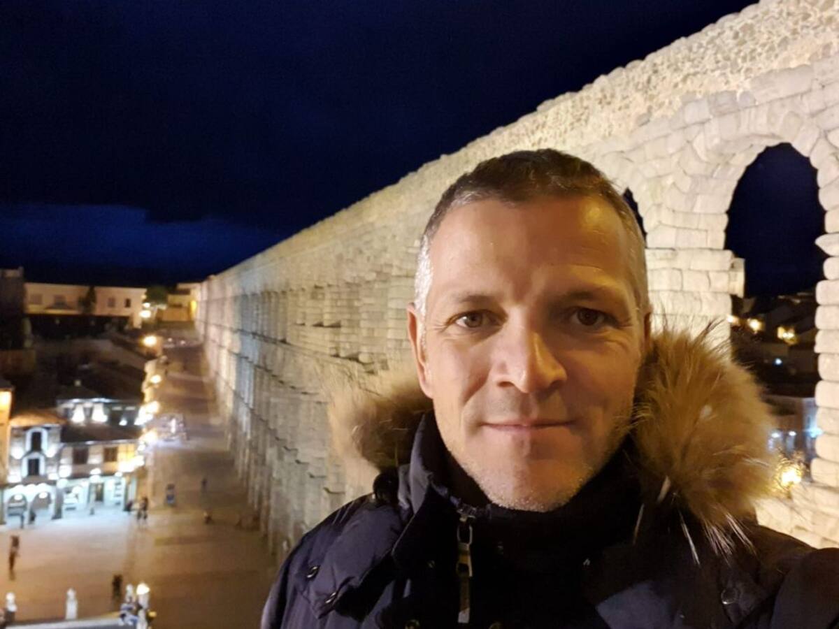 Enrique Cañada: " Estas medidas son ridículas, lo único que hacen es apretar un poco más la soga"