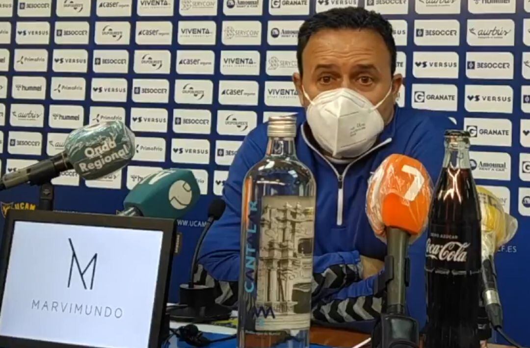 Salmerón en la rueda de prensa previa al partido frente al Córdoba