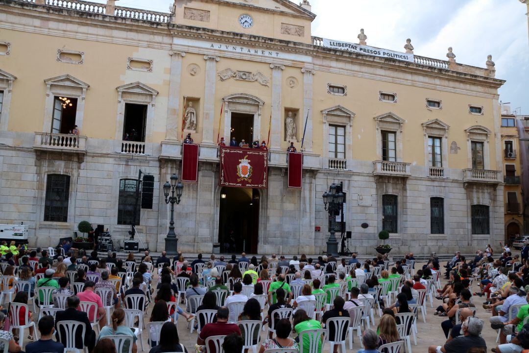 Pregó de Santa Tecla a la plaça de la Font. 