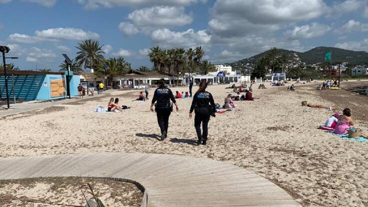 Balance de la Semana Santa en las Pitiusas: 222 actas y un bar precintado en Formentera