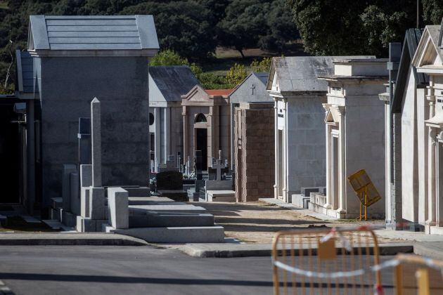 Vista del cementerio de Mingorrubio en Madrid donde el dictador español Francisco Franco (1892-1975) será enterrado tras su traslado del Valle de los Caídos el próximo jueves 24 de octubre.