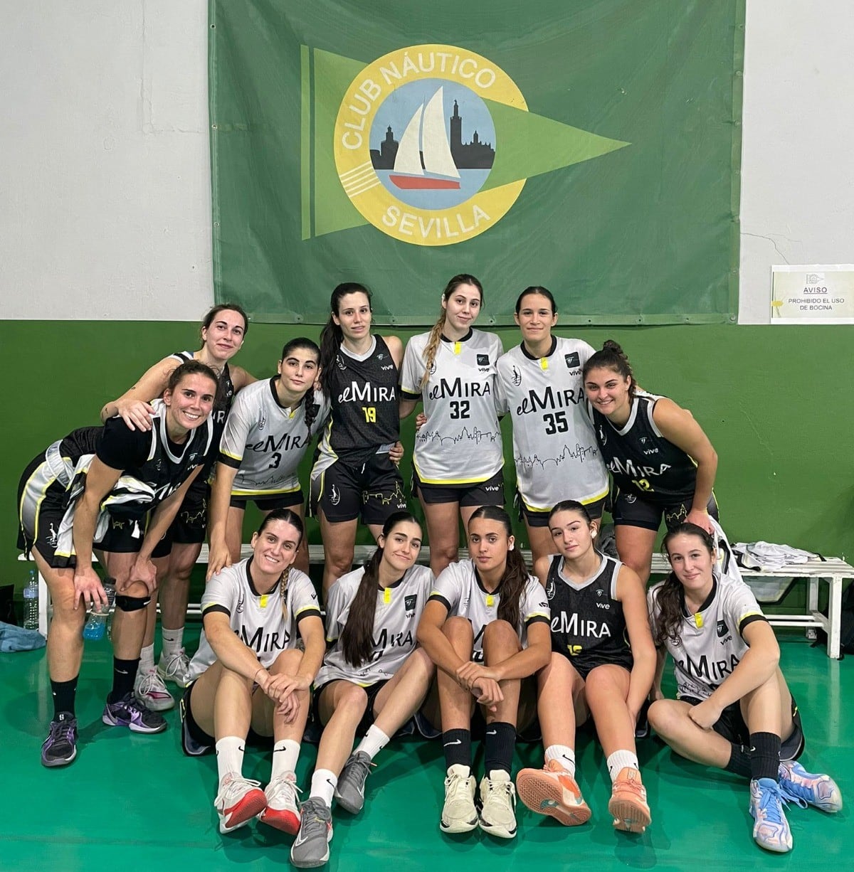 Equipo femenino del UB Jerez