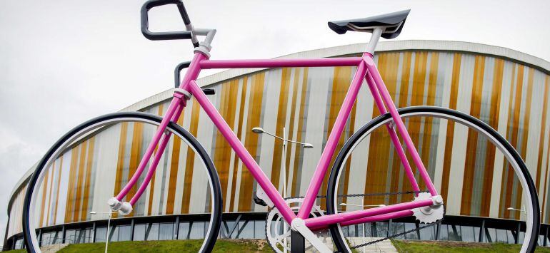 Vista general de la decoración con motivo del Giro de Italia en Apeldoorn (Holanda) hoy, 29 de abril de 2016. El Giro dará comienzo desde la ciudad de Apeldoorn el próximo 6 de mayo