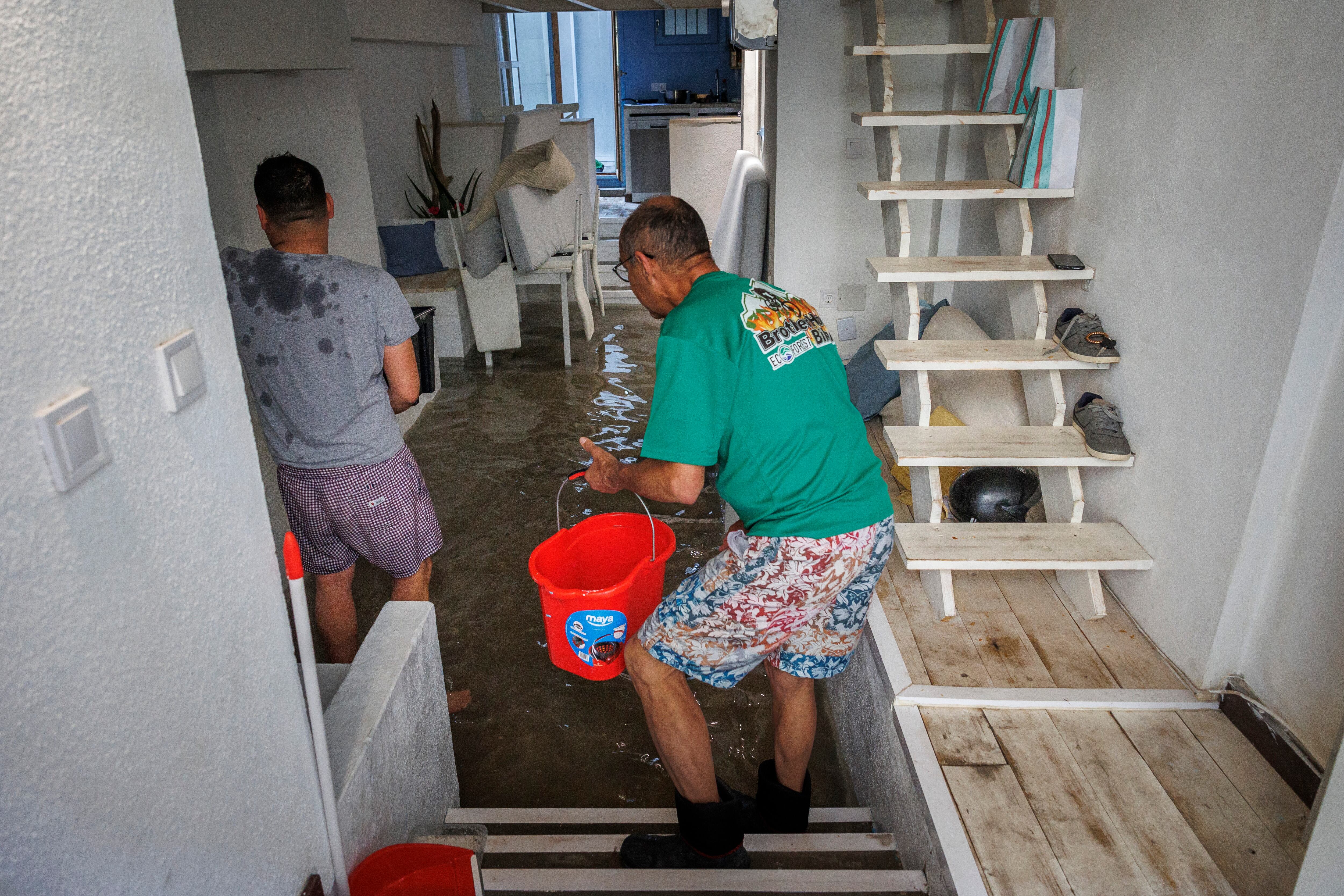 La ciudad de València ha acumulado esta smeana 232,2 litros por metro cuadrado en poco más de 24 horas debido a la tormenta que ha afectado a esta zona, especialmente a última hora de la tarde del martes.