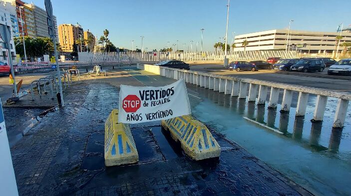 Vertido de aguas fecales en Algeciras