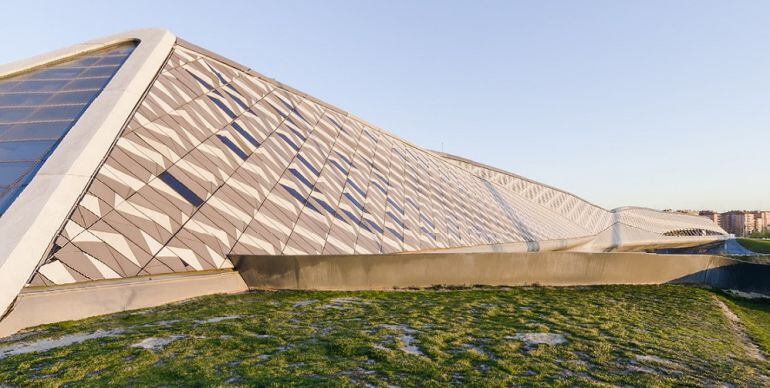 Exterior del Pabellón Puente de la Expo 2008 