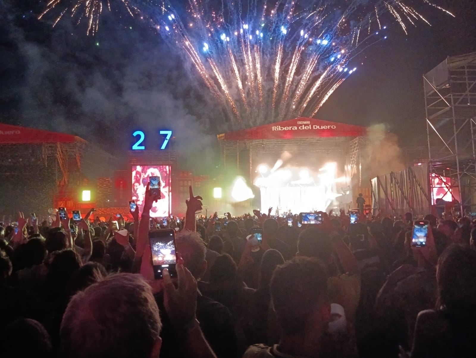 Varias actuaciones terminan con pirotecnia