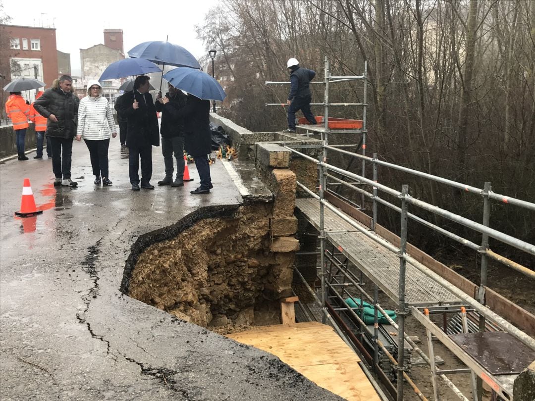 Visita a las obras del puente de Saldaña