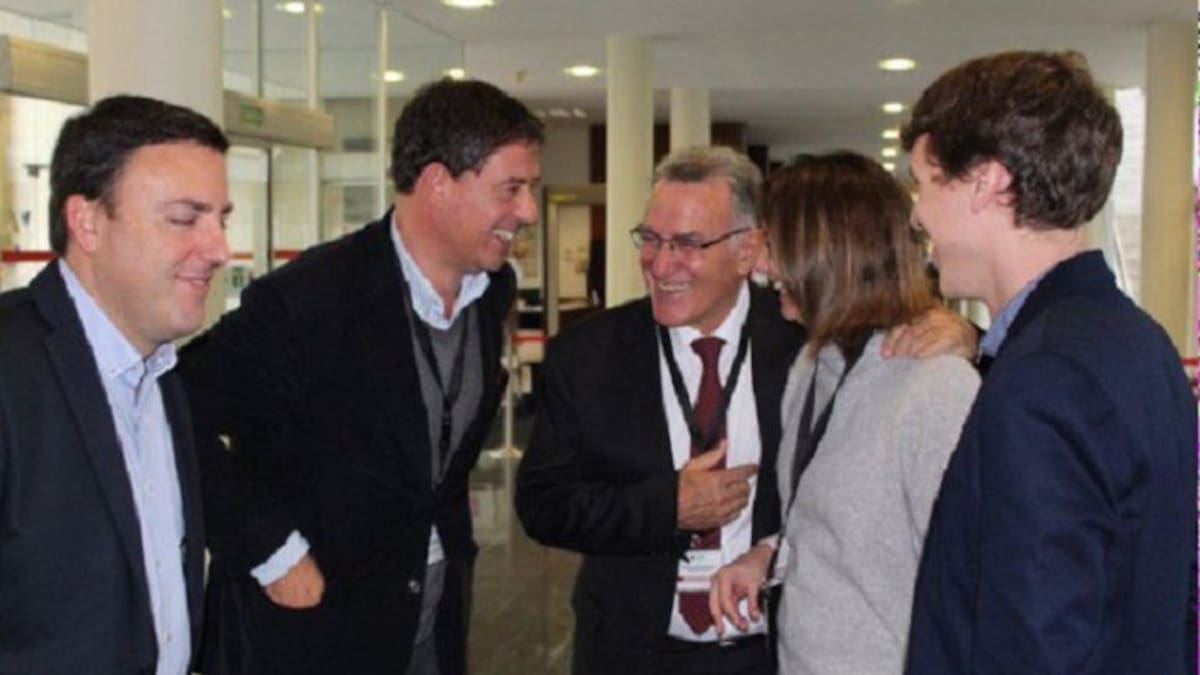 Alfredo García: "Besteiro sufre una persecución sin cuartel por tierra, mar y aire"