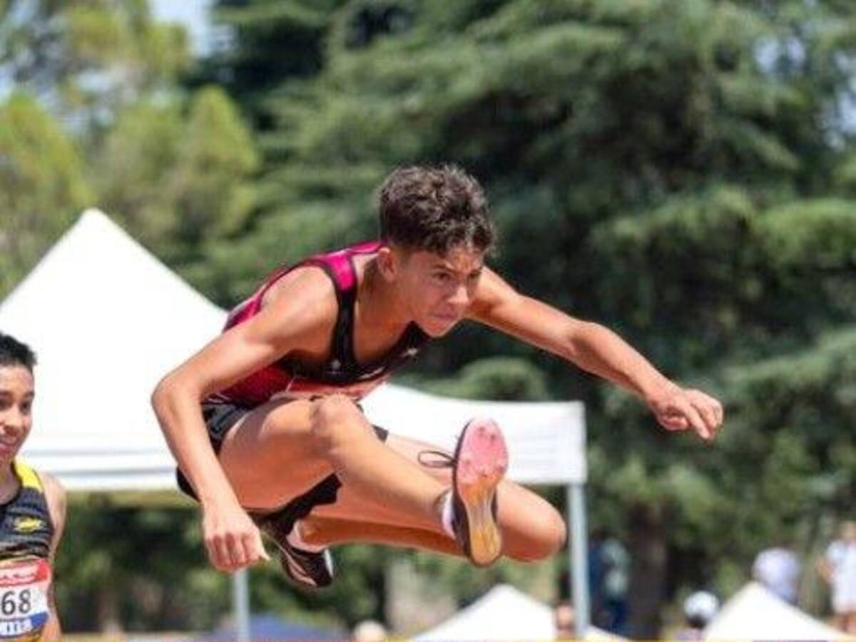 Ismael Ruiz se coloca entre los cinco mejores vallistas de España