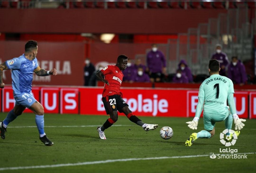 Amath anotant el gol de la victòria del Mallorca.