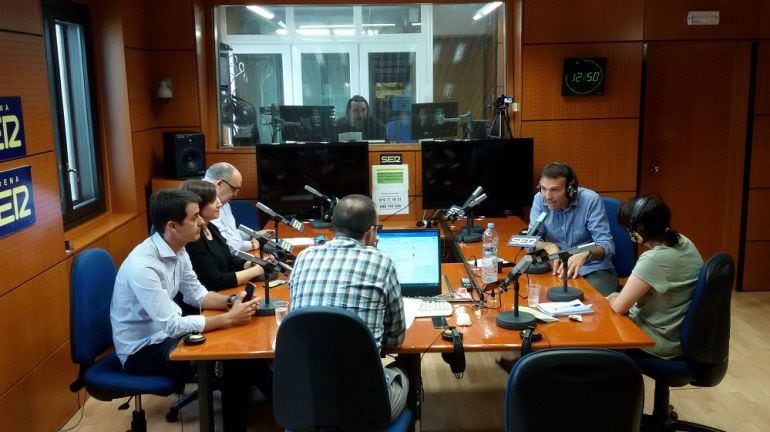 Plaza Pública, en los estudios de Radio Zaragoza 