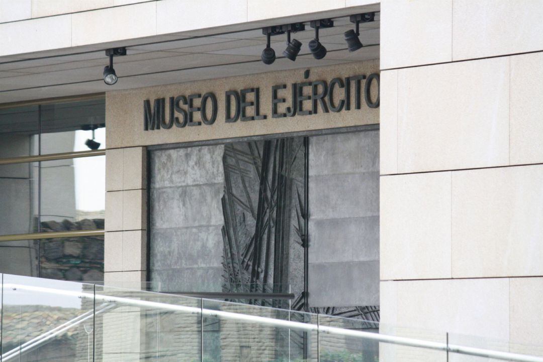 Museo del Ejército, Fachada