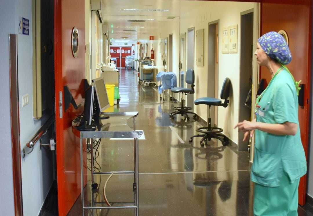 Pasillos del hospital doctor José Molina Orosa de Arrecife.
