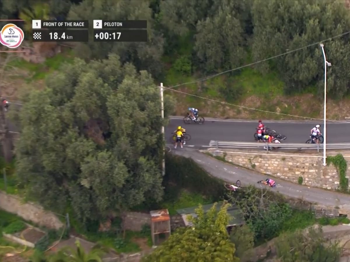 Consciente y en observación la ciclista Debora Silvestri tras caer al vacío en la Milán-San Remo