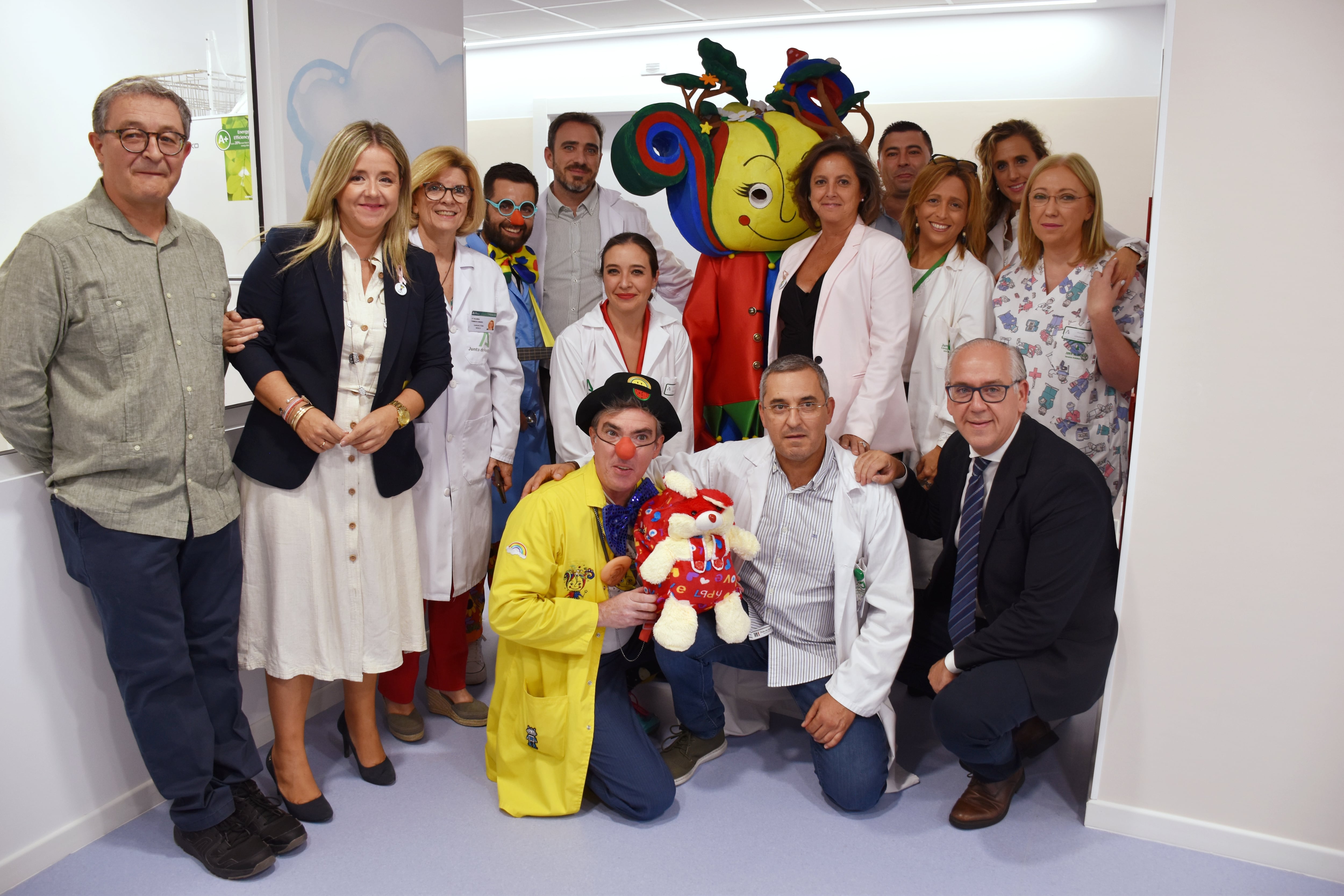 La consejera de Salud y Consumo, Catalina García, ha inaugurado la nueva Área de Pediatría en el Hospital San Juan de la Cruz de Úbeda