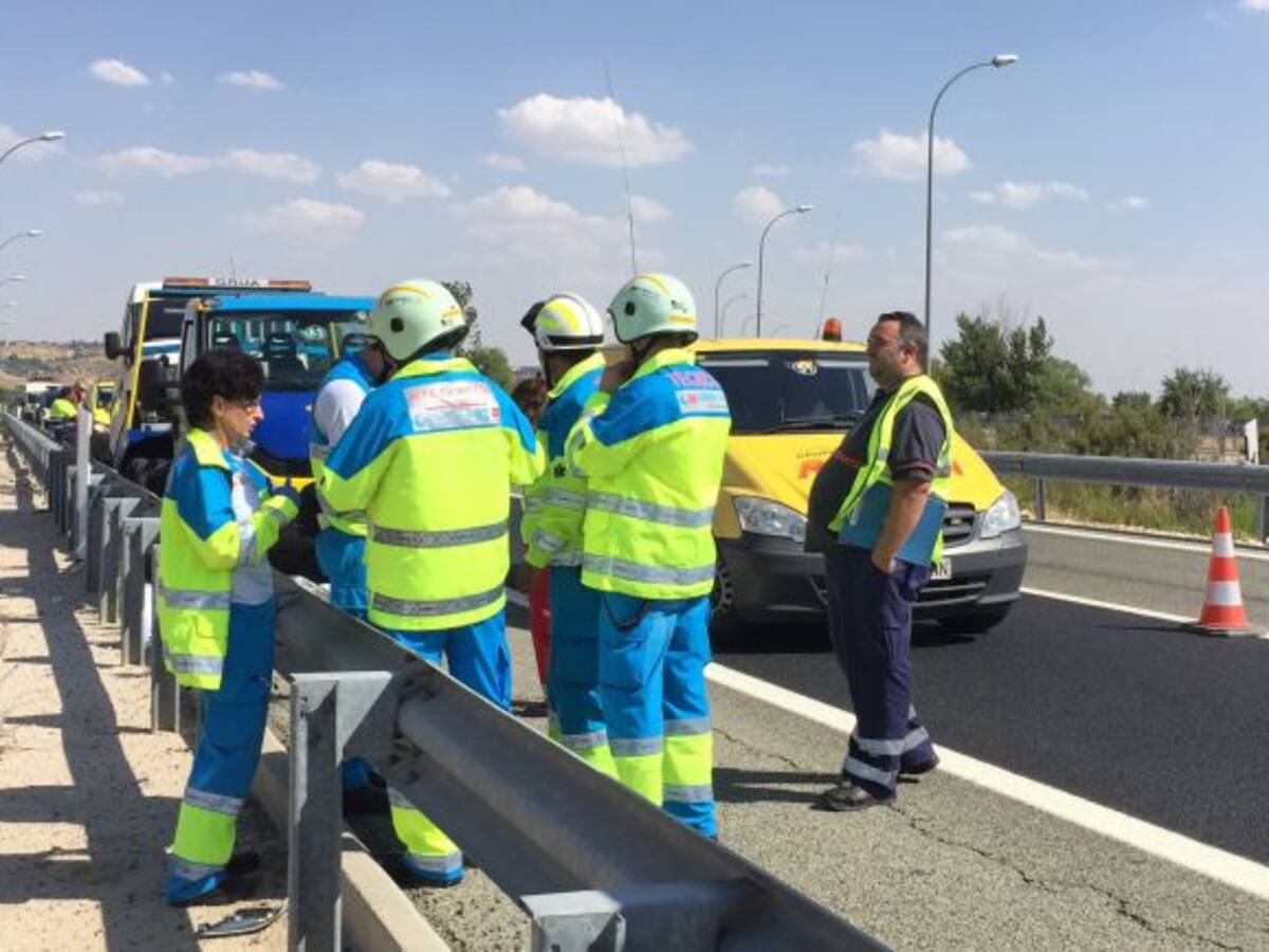 Muere atropellado un gruista cuando auxiliaba a furgoneta averiada en la M-50