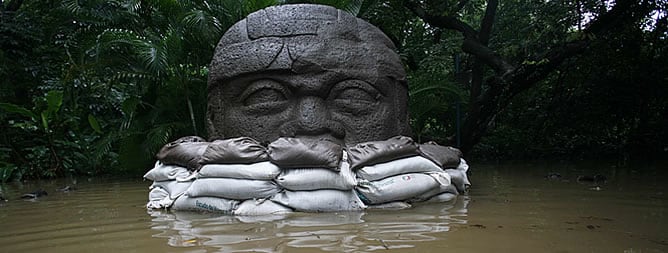 Las lluvias amenazan al patrimonio olmeca de Tabasco