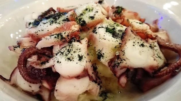Timbal de pulpo con plancton marino