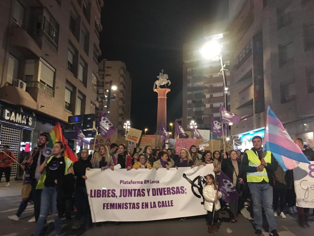 Las mujeres volvieron a reivindicar en las calles de Lorca la igualdad real