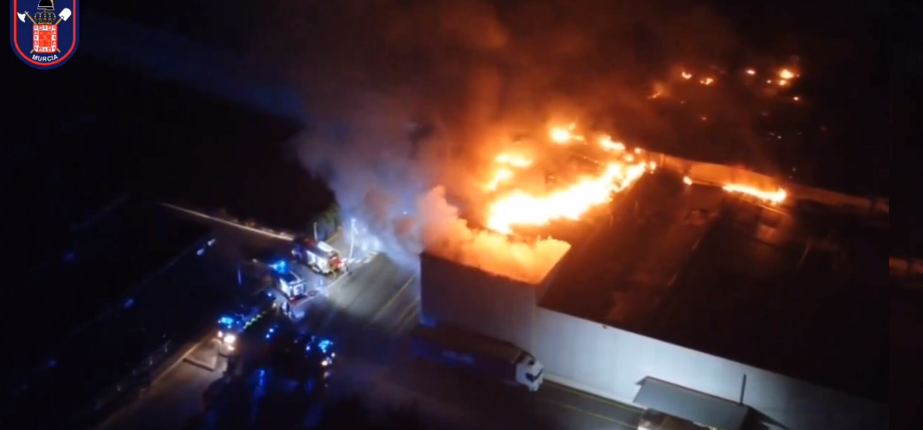 Incendio en nave Sabater